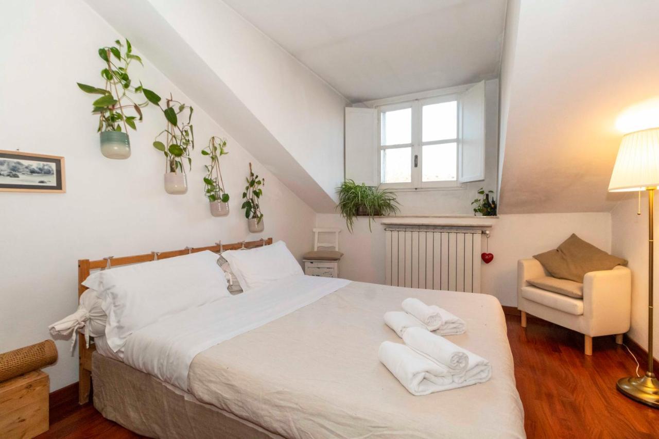 Porta Nuova Apt X4 - City View Apartment Turin Bagian luar foto